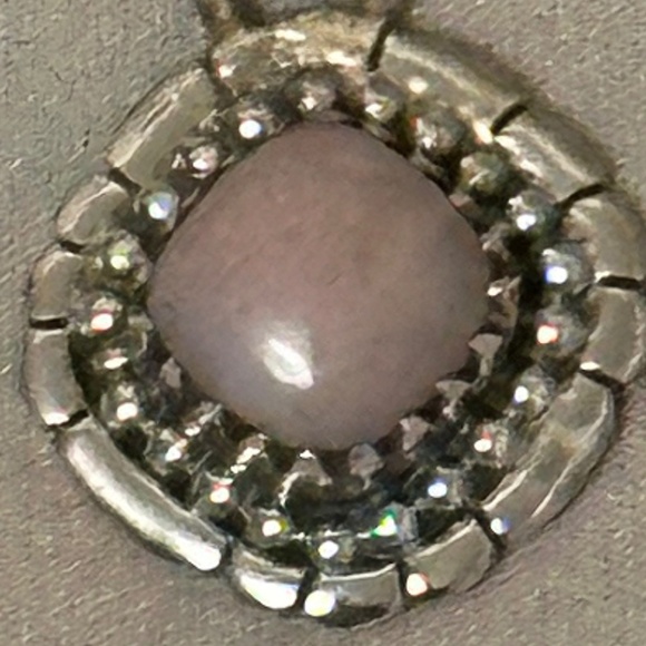 925 Sterling Silver Pink Conch Pendant w/Large Fancy Setting Navajo Crafted - Picture 2 of 14